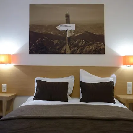 Orla Perc בית הארחה זקופאנה