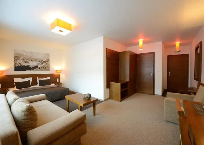 Orla Perc זקופאנה